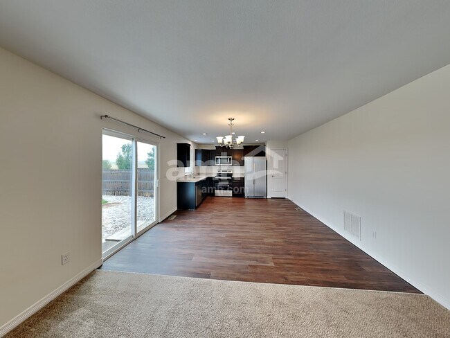 Foto del edificio - 10126 Silver Stirrup Dr