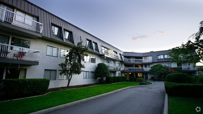 Building Photo - Park Terrace Apartments