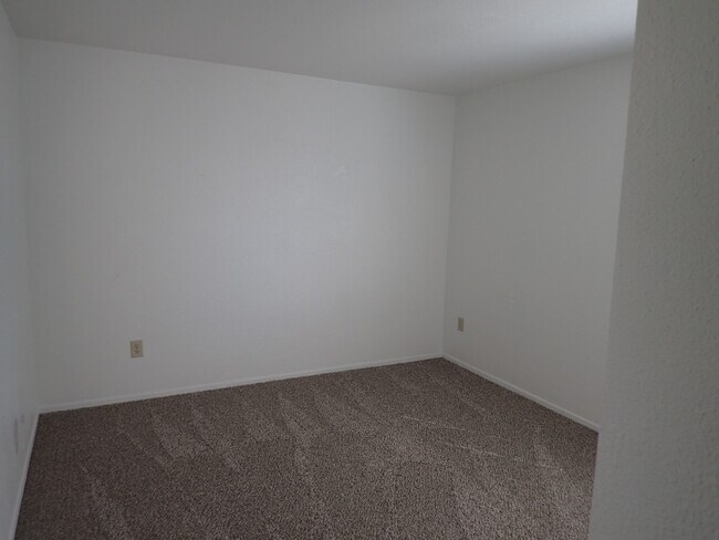 Foto del edificio - 4 Bedroom