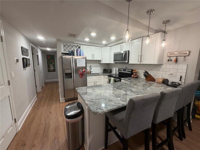 Foto del edificio - 2706 San Marco Pl