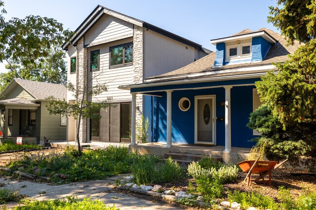 You have plenty of styles of homes to choose from in Old Colorado City neighborhood.