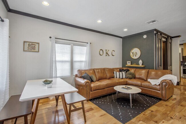 Foto del edificio - 2139 NW 13th St