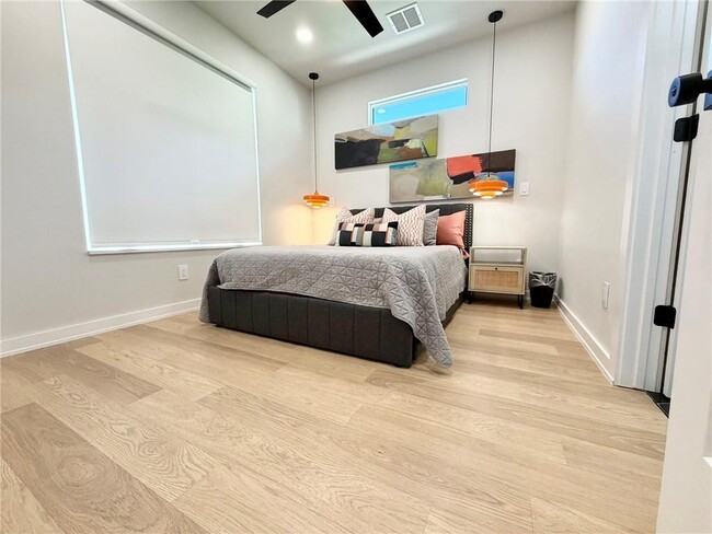 Foto del edificio - 611 SW 2nd St