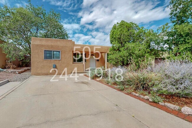 Building Photo - 1317 Princeton Dr NE