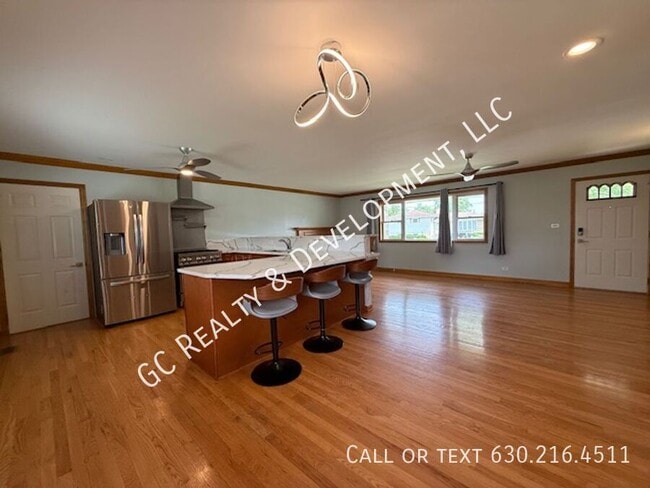 Building Photo - 381 W Millers Rd