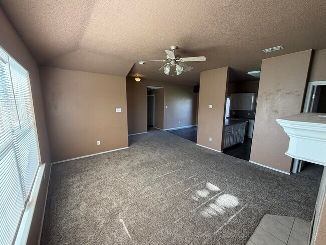 Foto del edificio - 516 N Dover Ave