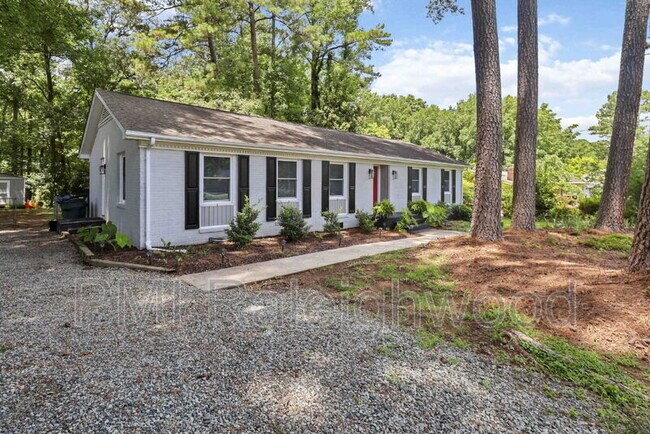 Building Photo - 5017 Gatewood Dr