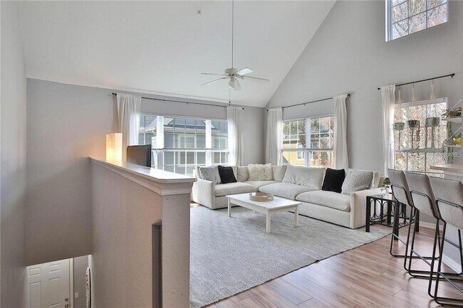 Foto del edificio - 5570 Rosehill Rd