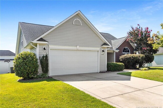 Foto del edificio - 149 Brightwood Dr