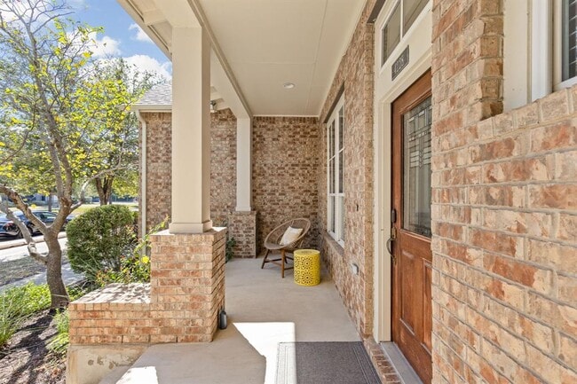 Foto del edificio - 4228 Berkman Dr