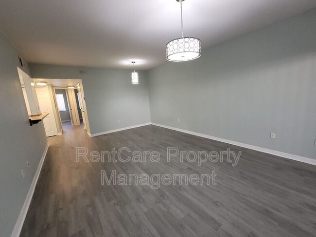 Foto del edificio - 527 Villa Del Sol Cir