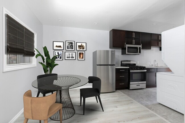 Foto del edificio - 4843 Colfax Ave