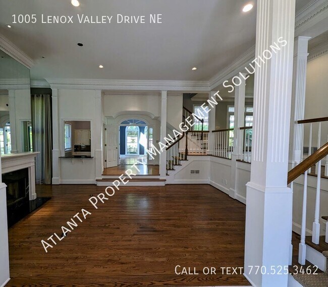 Foto del edificio - 1005 Lenox Valley Dr NE