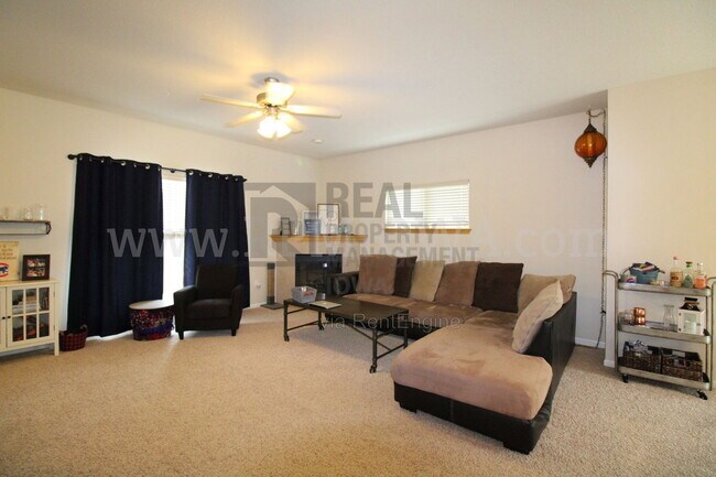 Foto del edificio - 1617 SW White Birch Cir