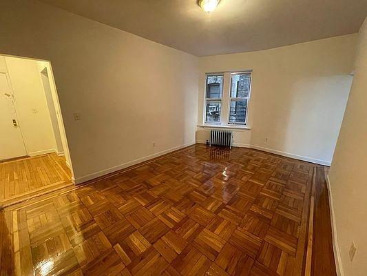 Foto del edificio - 1 bedroom in BRONX NY 10457