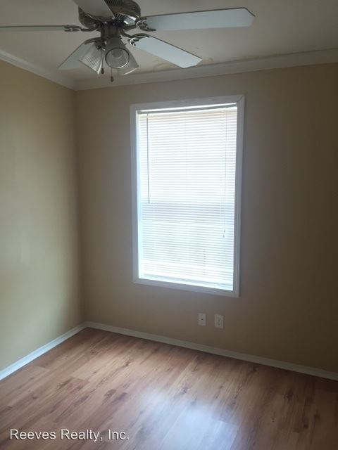 Building Photo - 1315 Creekway Dr