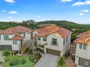 Building Photo - 211 Honey Creek Ct