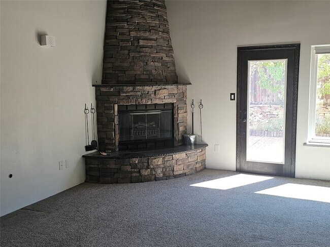 Building Photo - 7524 Kachina Loop
