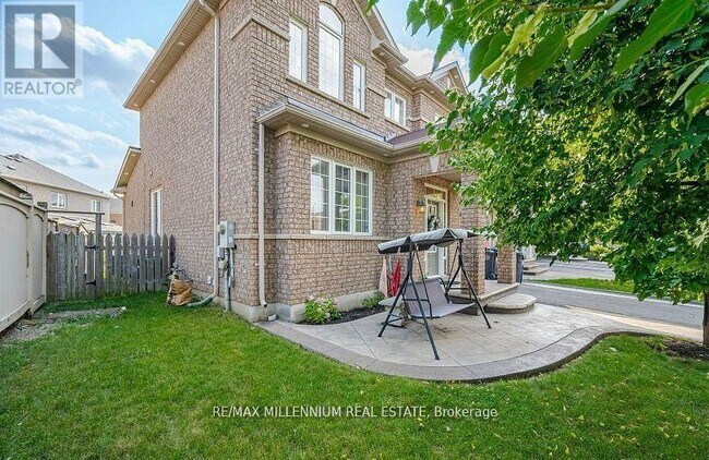 Building Photo - 134 Southlake Blvd