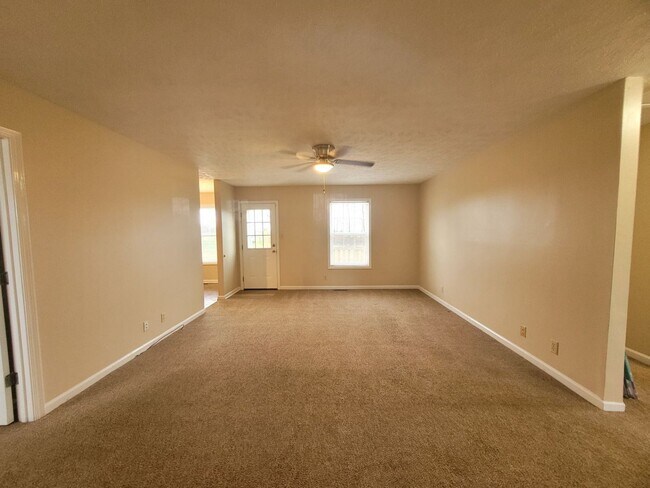 Foto del edificio - 3 Bed 2 Bath Ranch Style Treasure in Lovel...