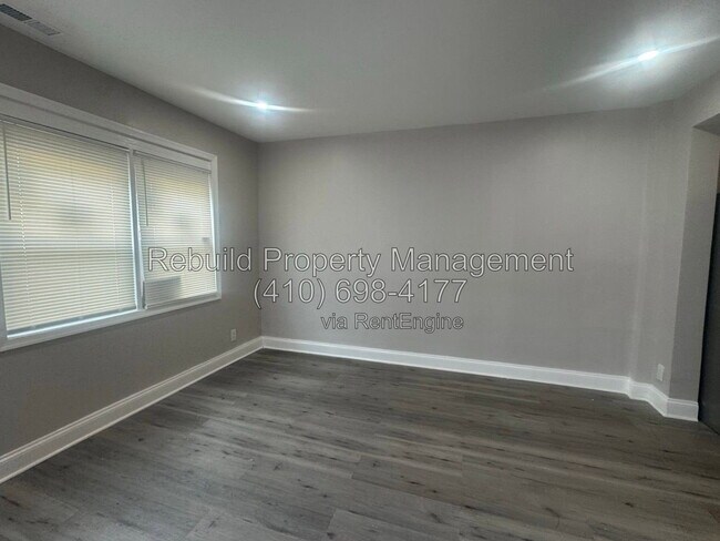 Foto del edificio - 2841 Oakford Ave