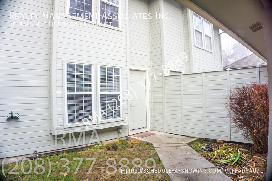 Foto principal - 3 Bedroom Duplex on Boise Bench~ Orchard &...