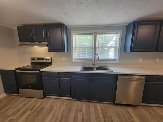 Building Photo - 360 Dudney Hill Ln
