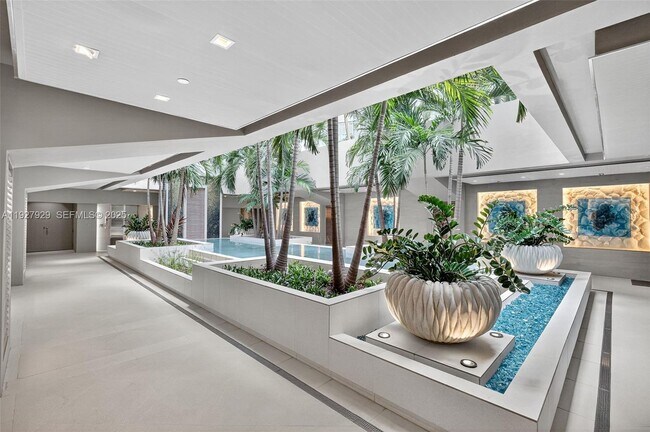 Foto del edificio - 600 Grapetree Dr