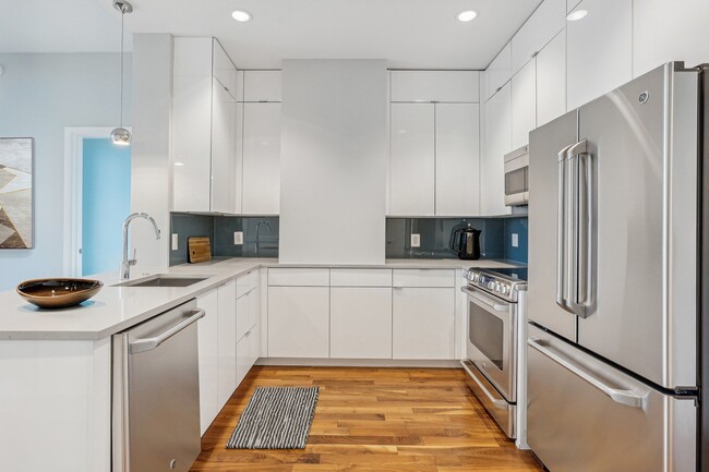 Building Photo - 1919 Market