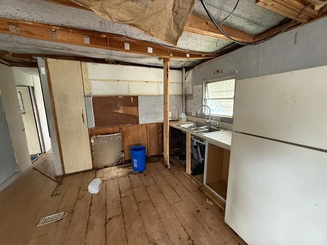 Building Photo - 2900 FL-17