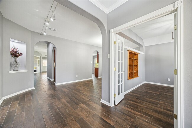 Building Photo - 20910 Sandy Briar Ct