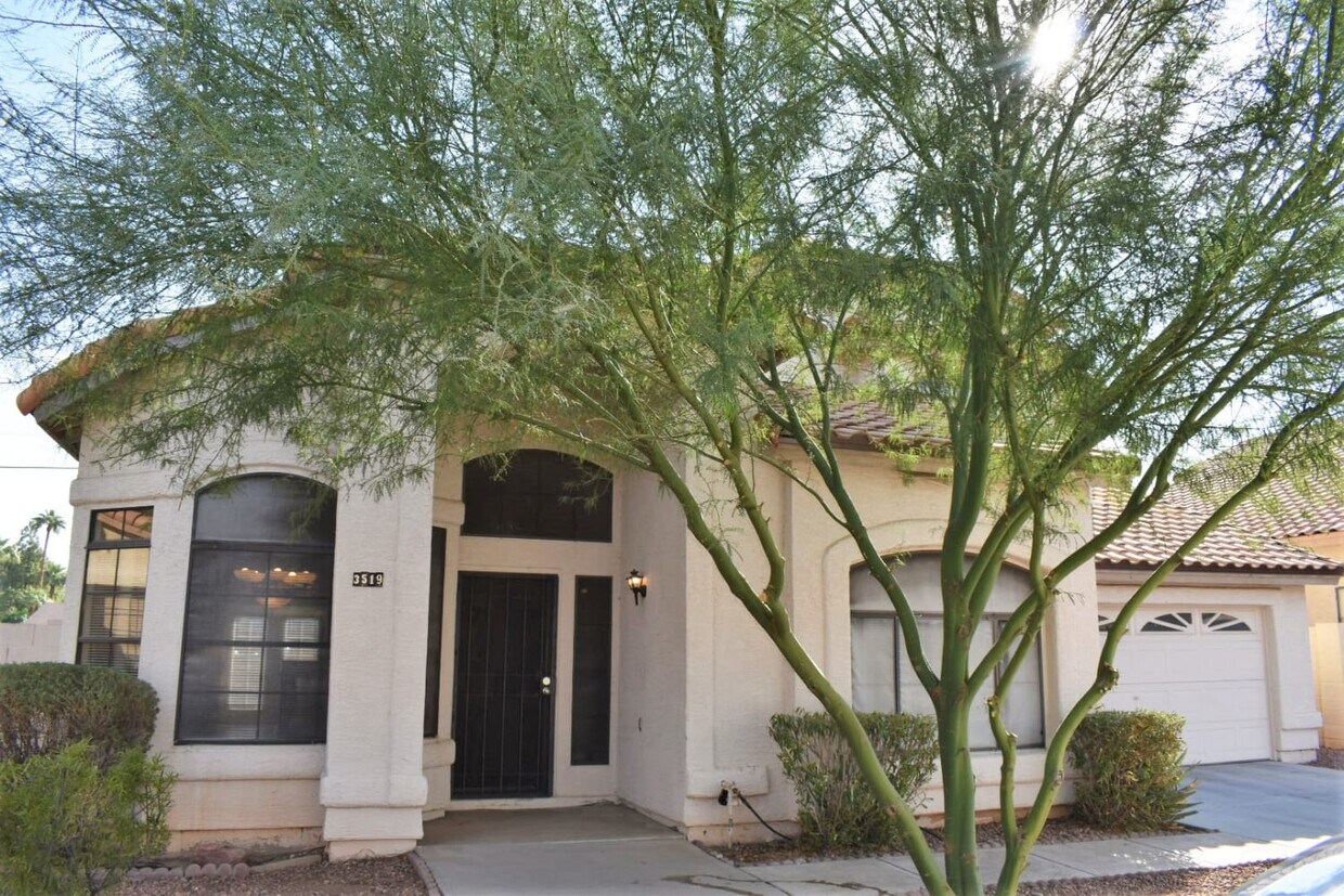 3519 N 107th Dr House Rental in Avondale, AZ