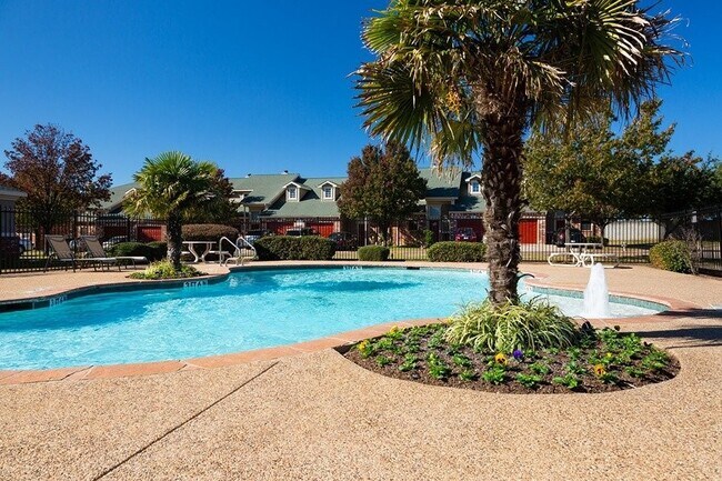 Building Photo - 2201 Sycamore School Rd