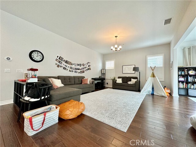 Building Photo - 108 Cordial