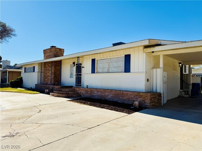 Building Photo - 1208 Buehler Dr