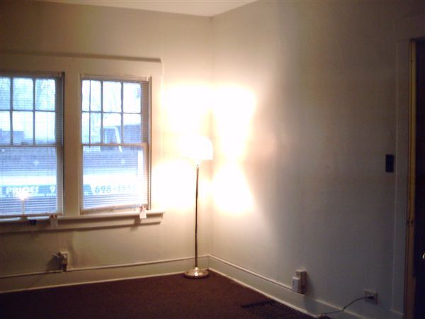 Building Photo - 587 Woodville Rd
