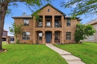 Building Photo - 3705 Menard Dr