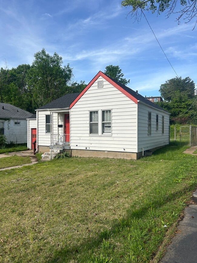 Photo - 2525 Tyrell Dr House