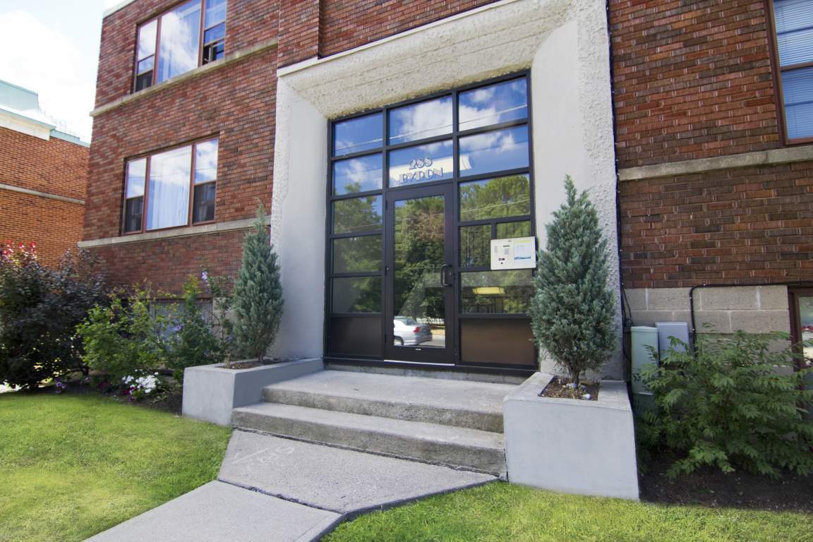 Building Photo - 288 Byron