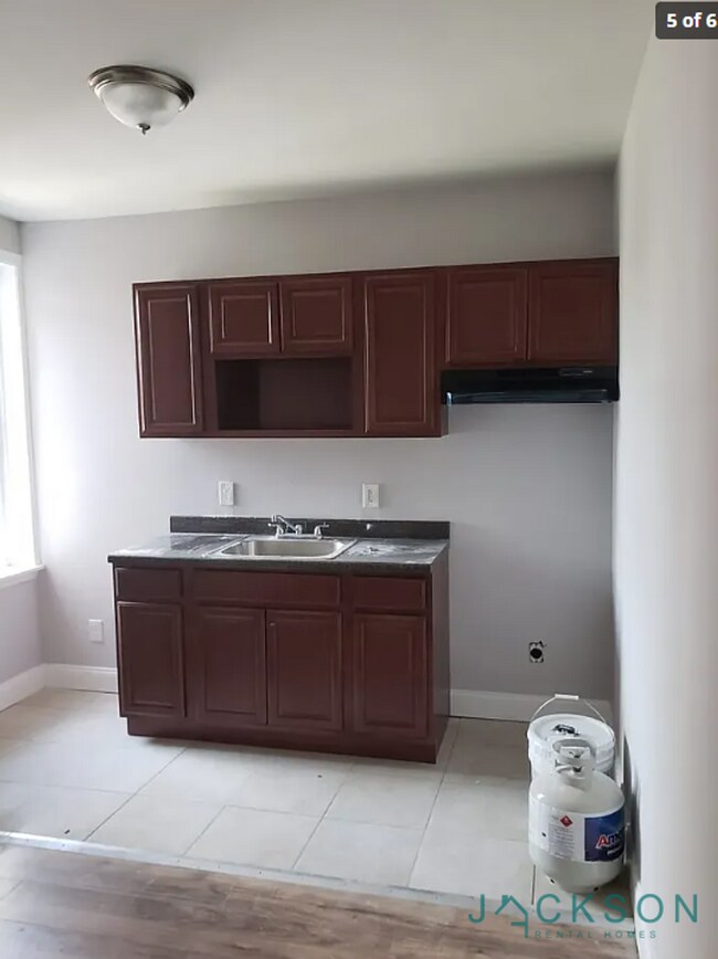 Foto del edificio - 4936 N 17th St