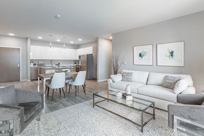 Building Photo - 4 Corners Lakeside Apartments - White Lake, MI