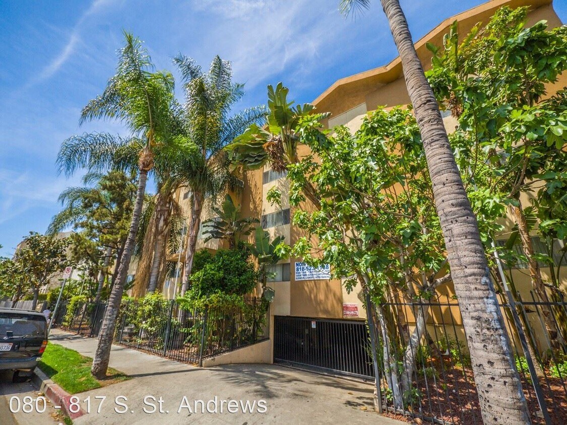 Primary Photo - 817 S St Andrews Pl