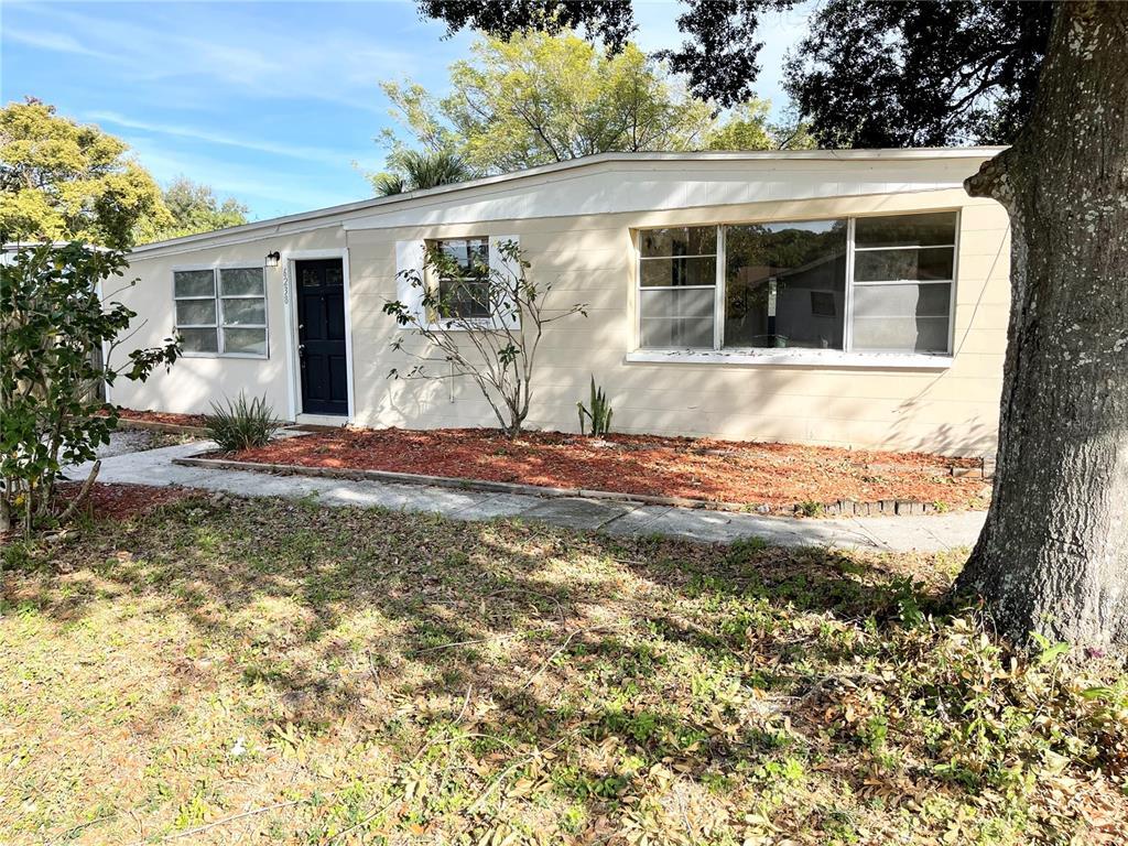 Foto principal - 6238 S Grady Ave