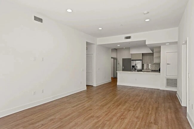 Building Photo - 5308 Sepulveda Blvd