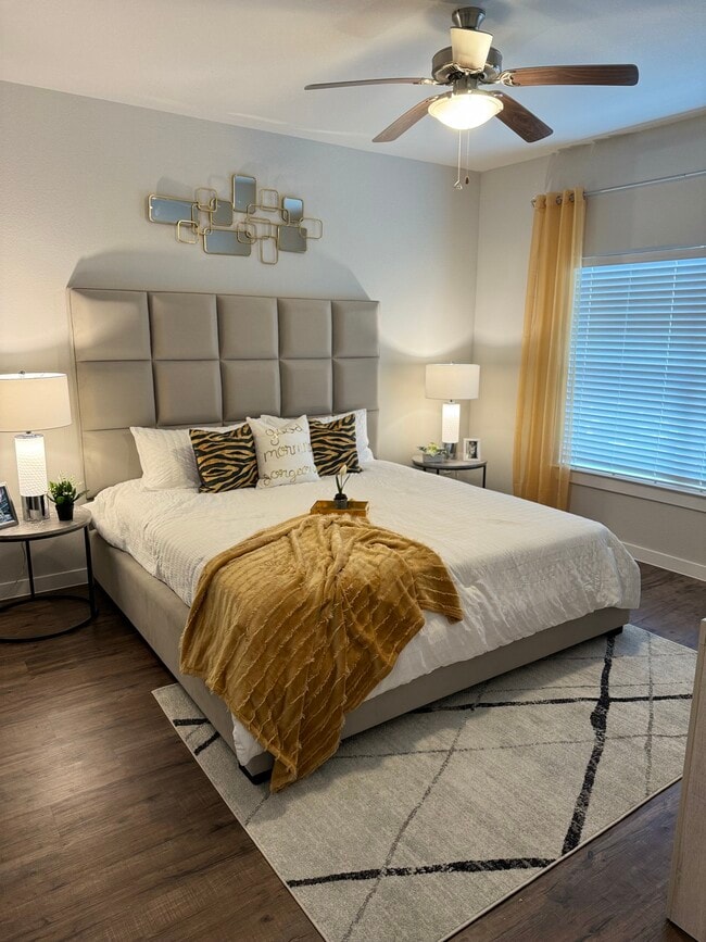 Photo - Freestone Cresta Bella Apartments