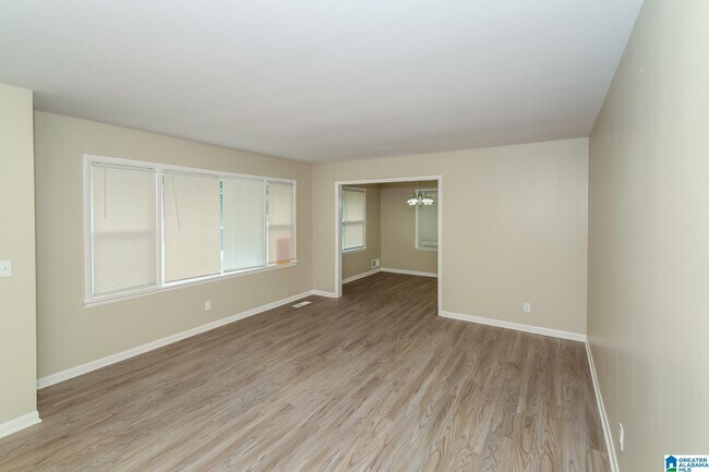 Building Photo - 2740 5th St NE