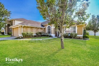 Building Photo - 2402 Bentshire Dr