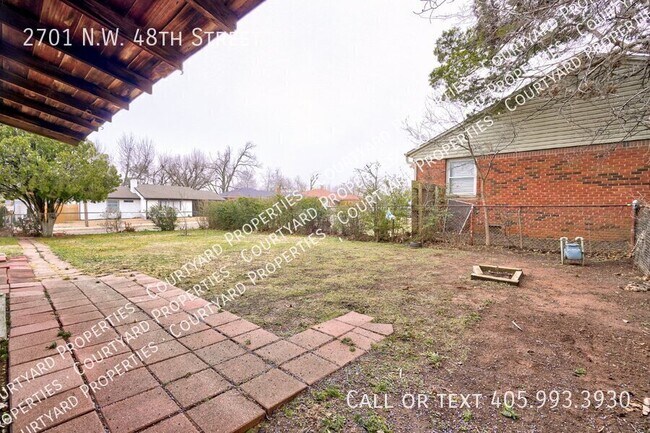 Building Photo - 2701 NW 48th St