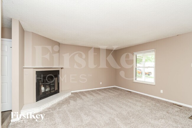 Building Photo - 2112 Farthing Ct