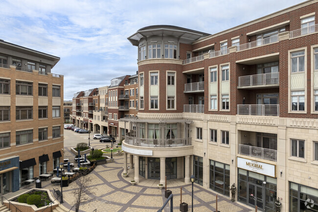 Building Photo - 20-140 N Northwest Hwy